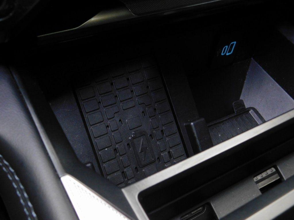 Ford F-250 SD Platinum Crew Cab 4WD 2025