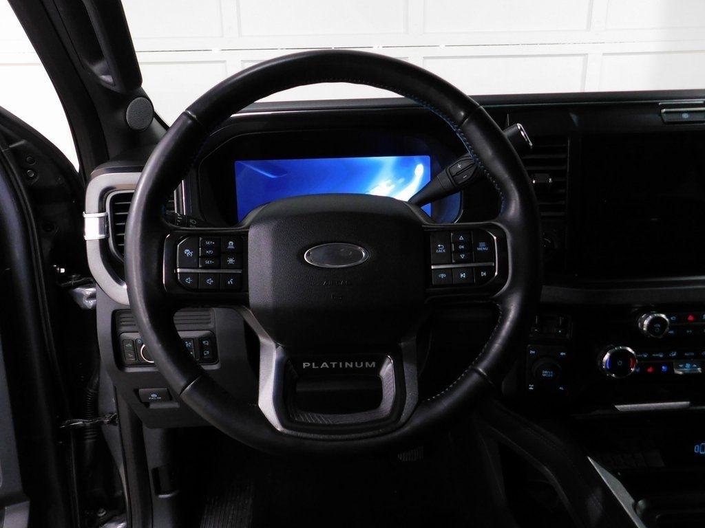 Ford F-250 SD Platinum Crew Cab 4WD 2025