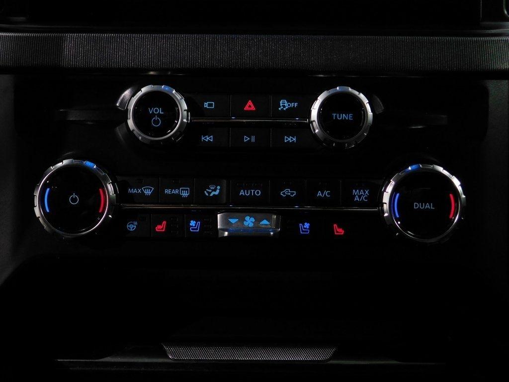 Ford F-250 SD Platinum Crew Cab 4WD 2025