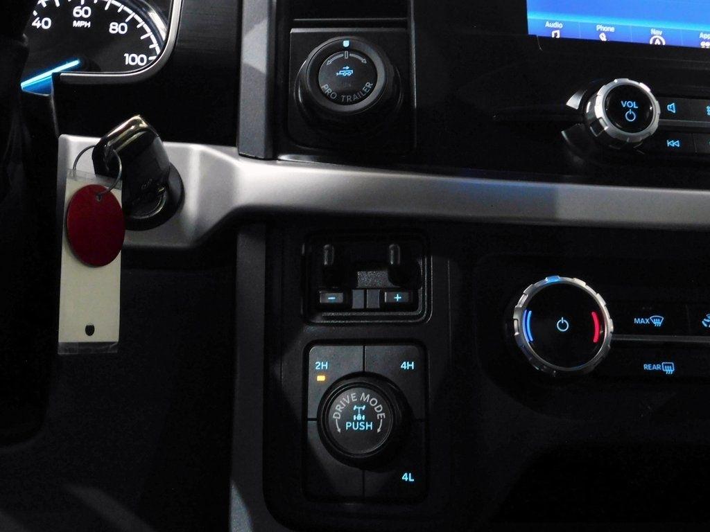 Ford F-150 XLT SuperCrew 5.5-ft. Bed 4WD 2023