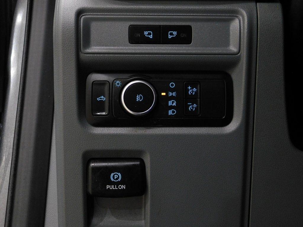 Ford F-150 XLT SuperCrew 5.5-ft. Bed 4WD 2023