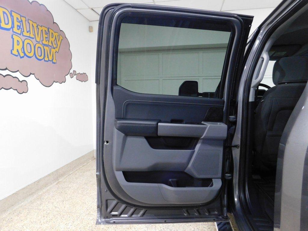 Ford F-150 XLT SuperCrew 5.5-ft. Bed 4WD 2023