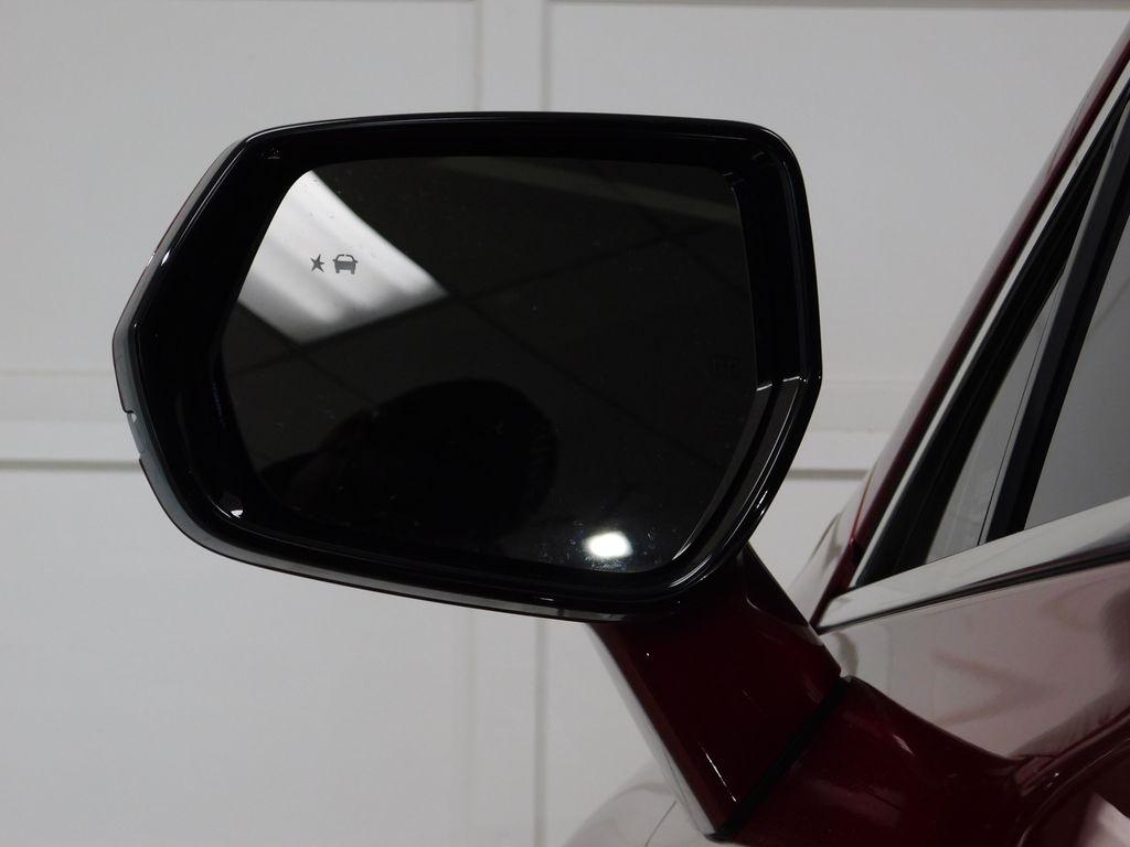 Cadillac XT4 Luxury AWD 2024