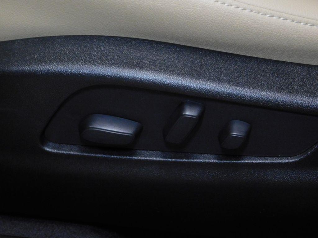 Cadillac XT4 Luxury AWD 2024