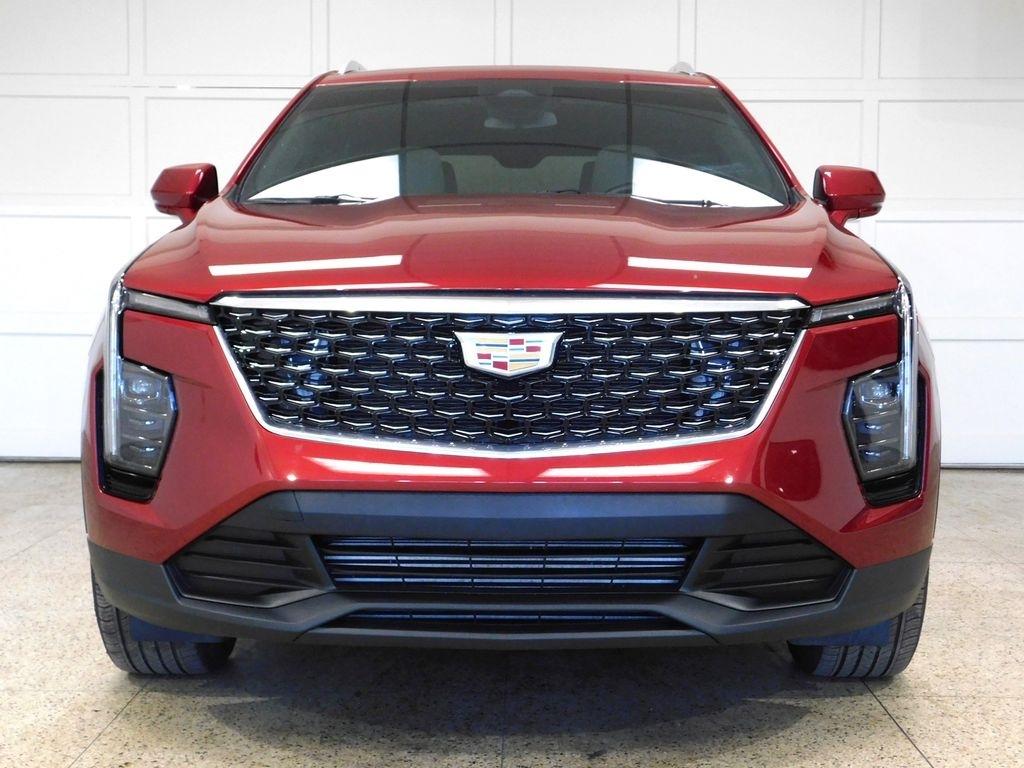 Cadillac XT4 Luxury AWD 2024