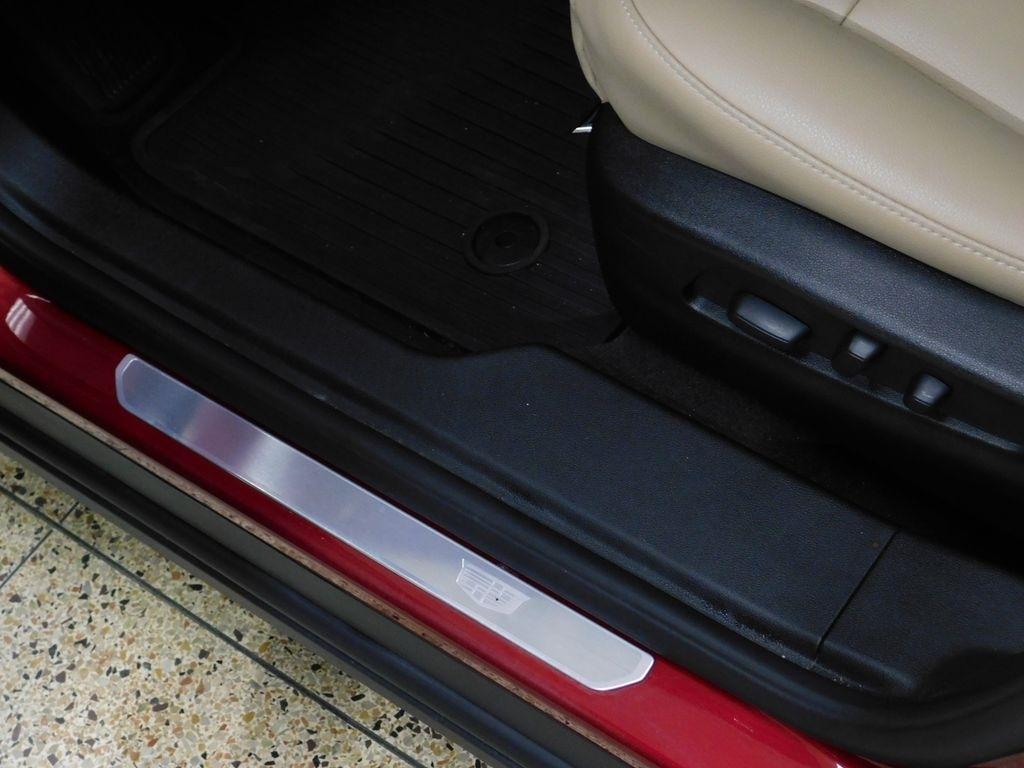 Cadillac XT4 Luxury AWD 2024