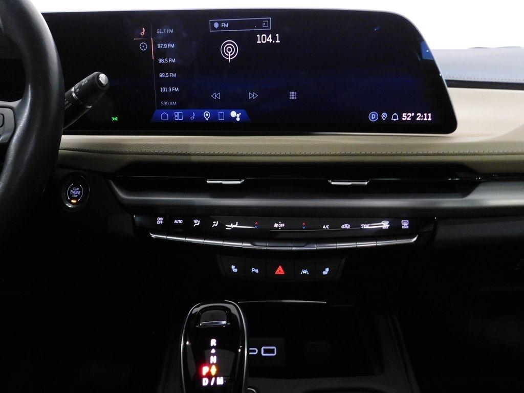 Cadillac XT4 Luxury AWD 2024