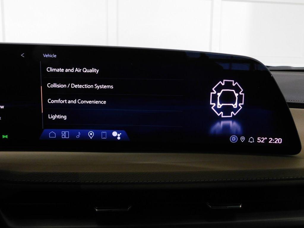 Cadillac XT4 Luxury AWD 2024