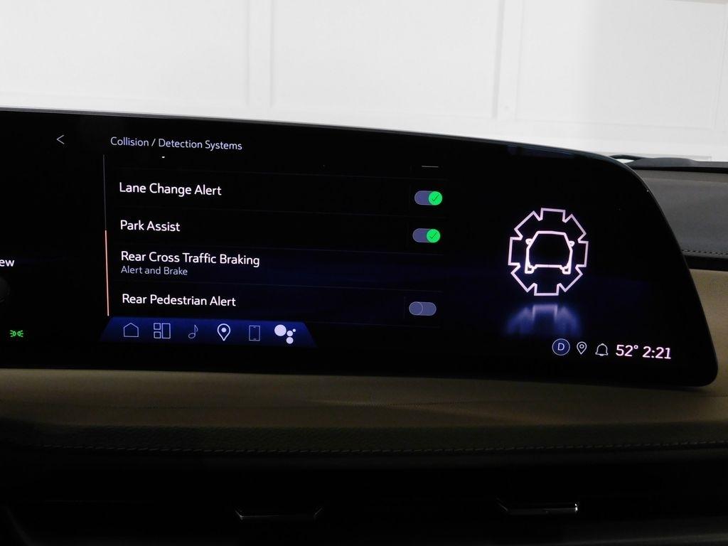 Cadillac XT4 Luxury AWD 2024