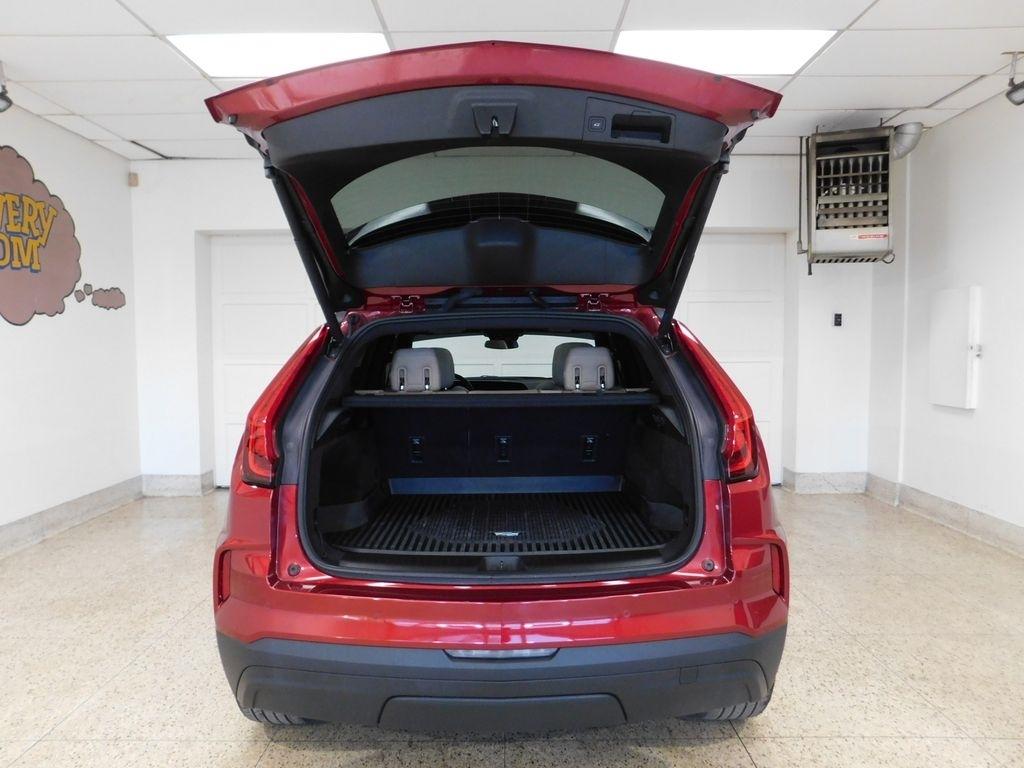 Cadillac XT4 Luxury AWD 2024