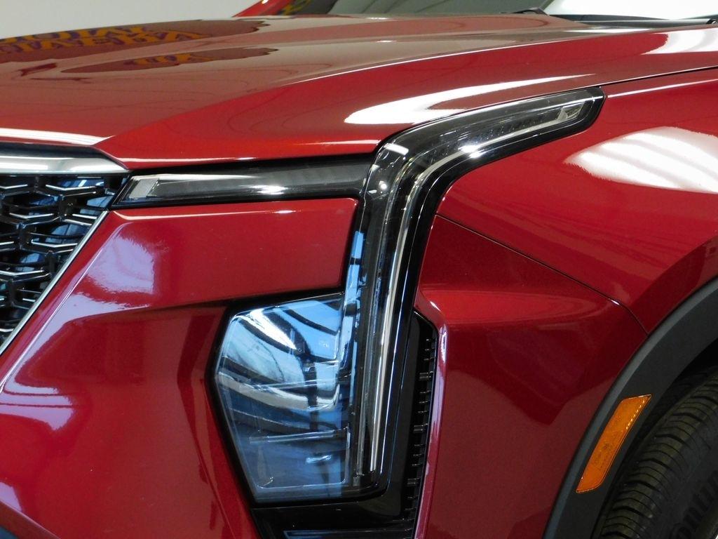 Cadillac XT4 Luxury AWD 2024