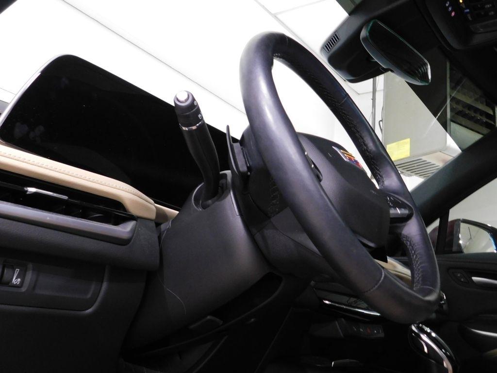 Cadillac XT4 Luxury AWD 2024