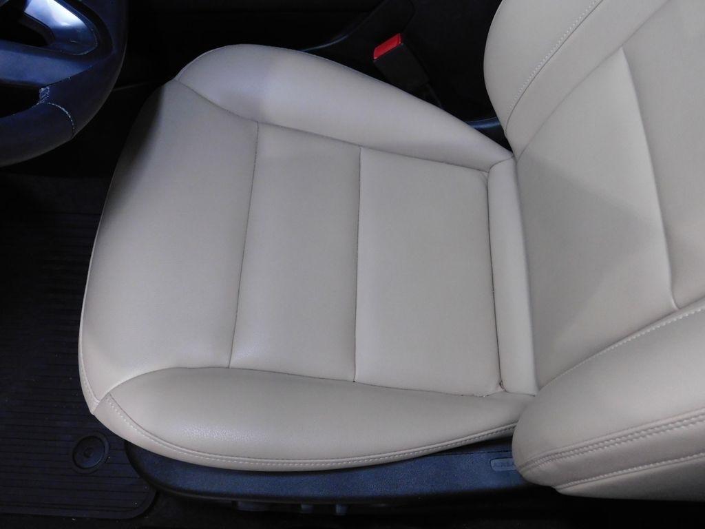 Cadillac XT4 Luxury AWD 2024