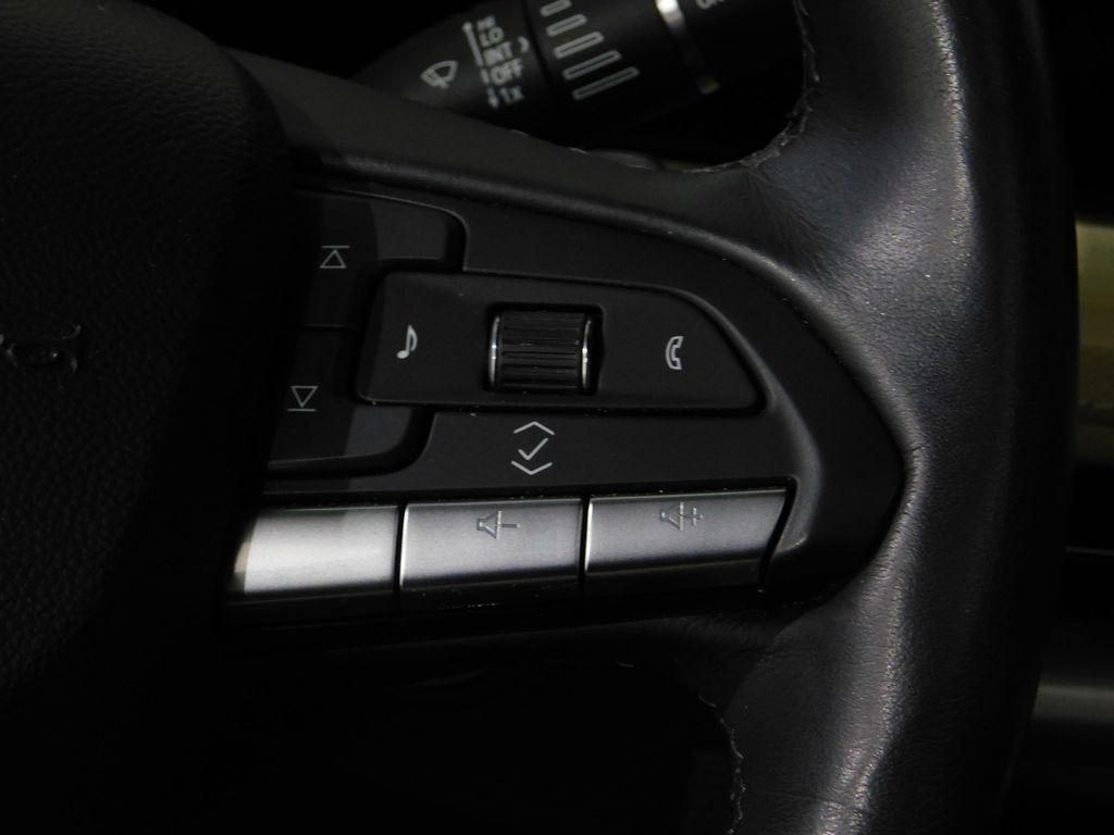 Cadillac XT4 Luxury AWD 2024