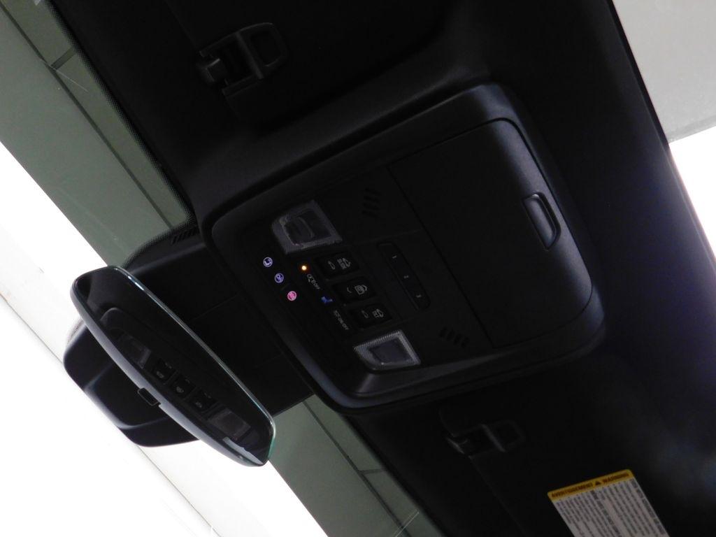 Cadillac XT4 Luxury AWD 2024