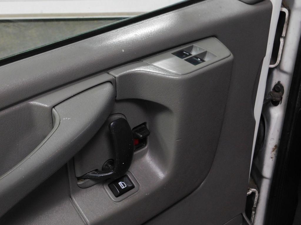 Chevrolet Express 2500 Cargo FFV 2015