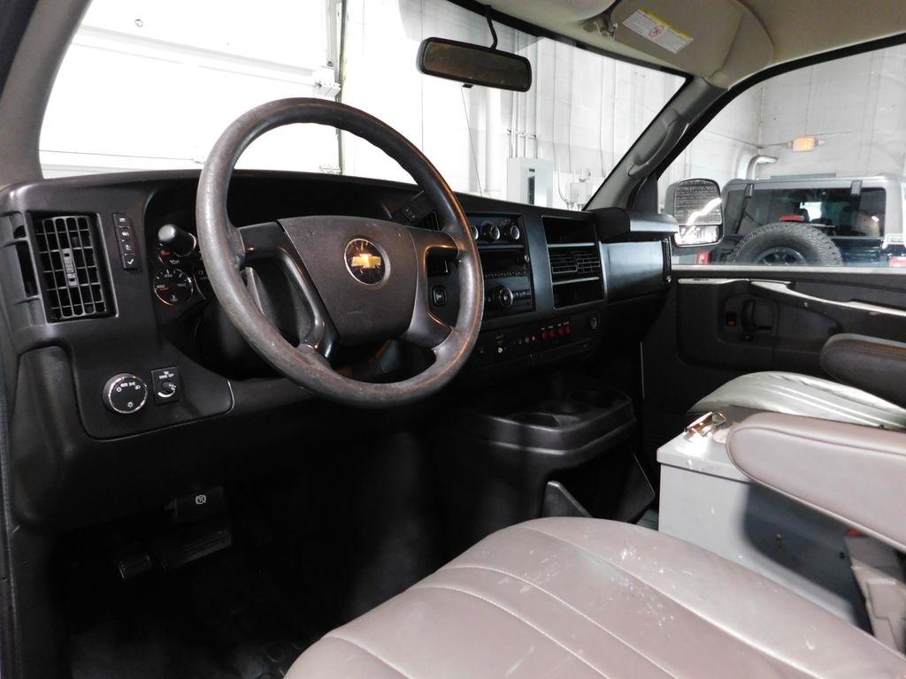 Chevrolet Express 2500 Cargo FFV 2015