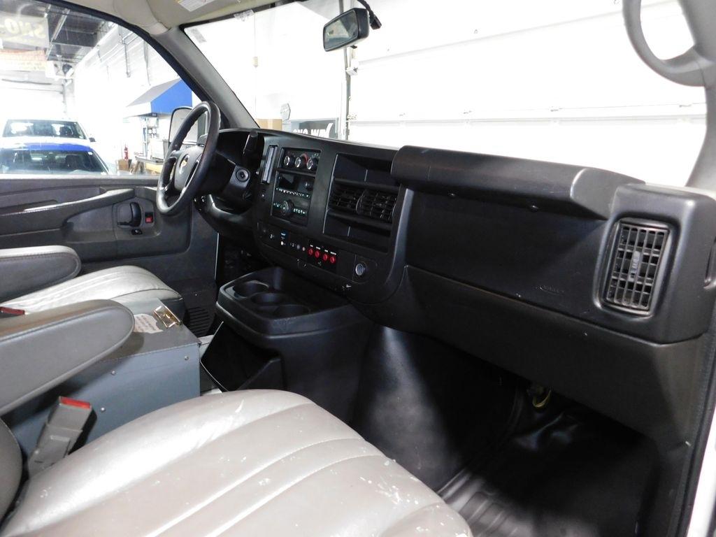 Chevrolet Express 2500 Cargo FFV 2015
