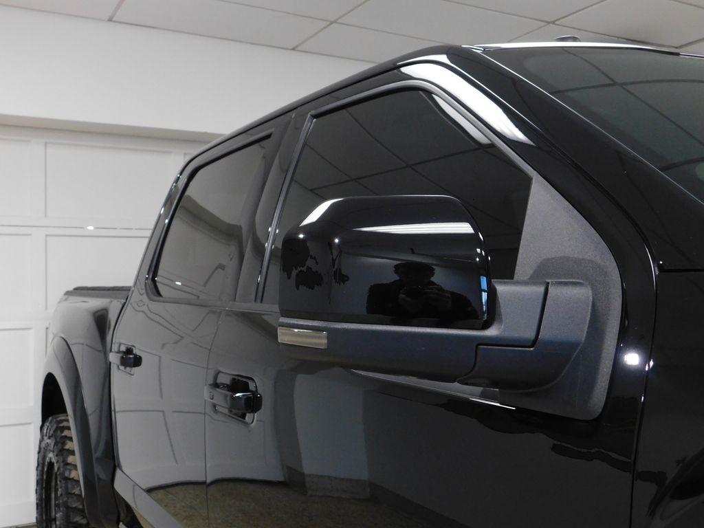 Ford F-150 Raptor SuperCrew 4WD 2018