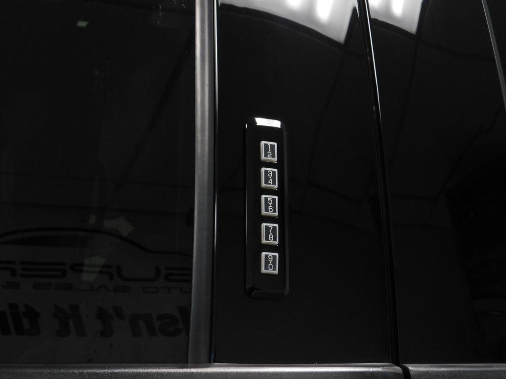 Ford F-150 Raptor SuperCrew 4WD 2018