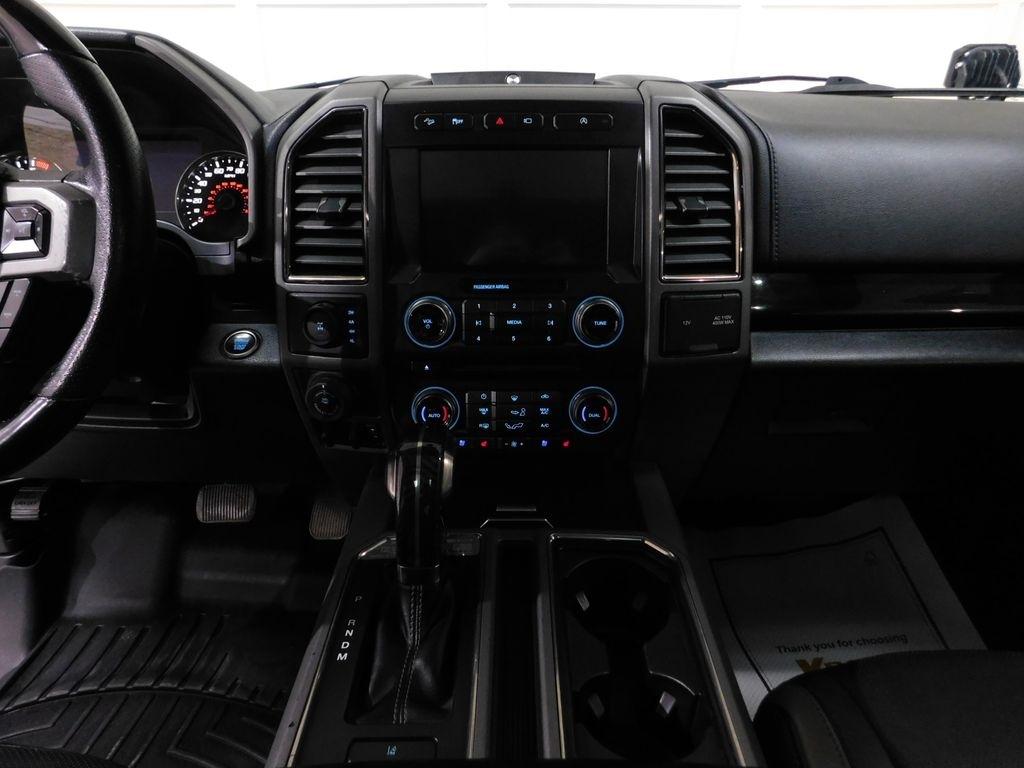 Ford F-150 Raptor SuperCrew 4WD 2018