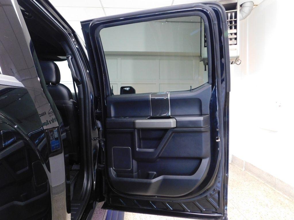 Ford F-150 Raptor SuperCrew 4WD 2018