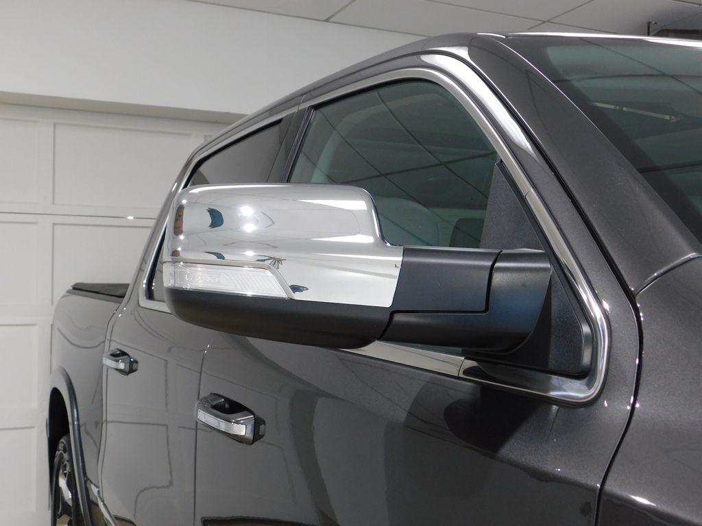 RAM 1500 Limited Crew Cab SWB 4WD 2022