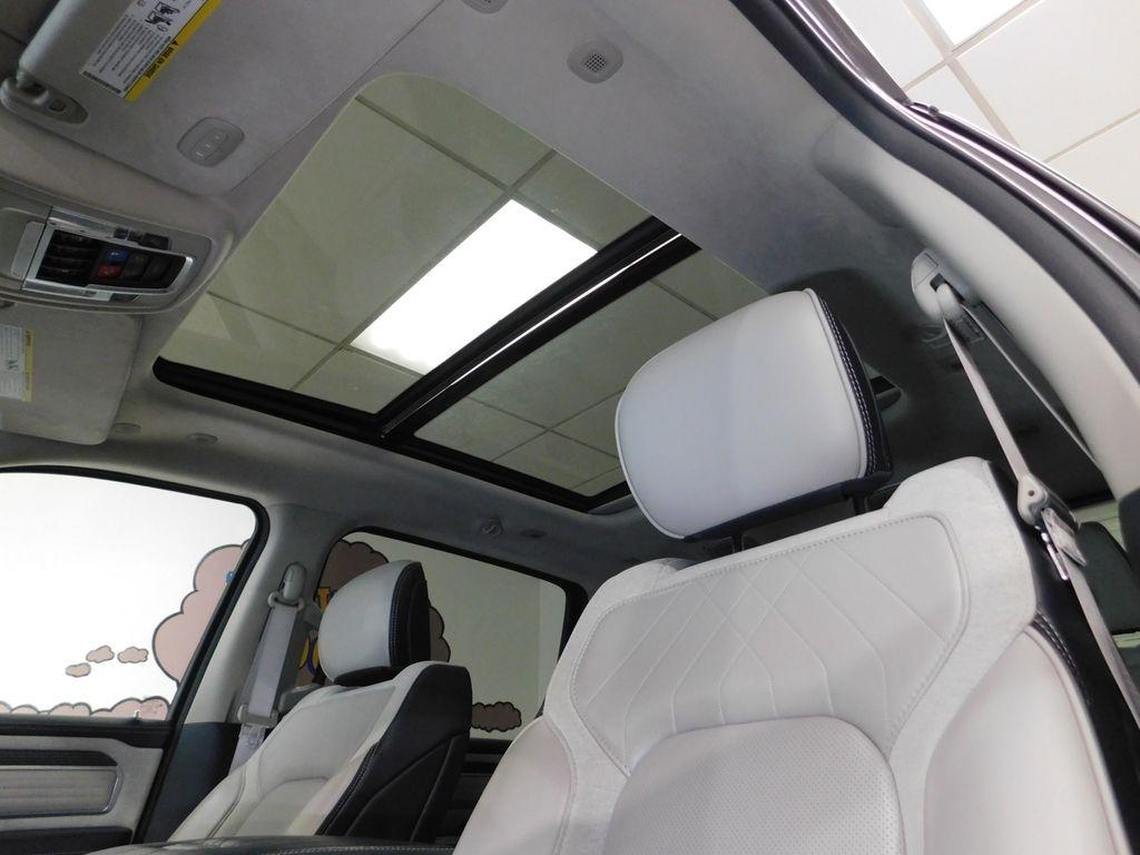 RAM 1500 Limited Crew Cab SWB 4WD 2022