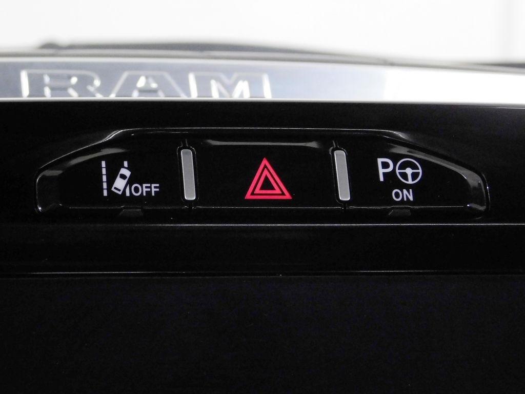 RAM 1500 Limited Crew Cab SWB 4WD 2022