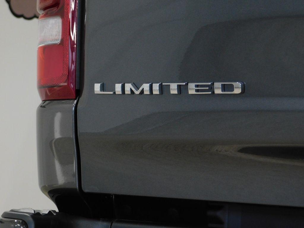 RAM 1500 Limited Crew Cab SWB 4WD 2022