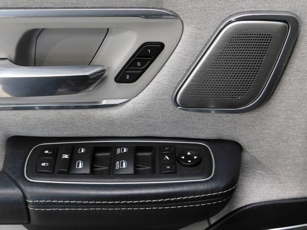 RAM 1500 Limited Crew Cab SWB 4WD 2022