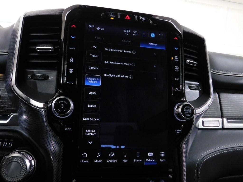 RAM 1500 Limited Crew Cab SWB 4WD 2022