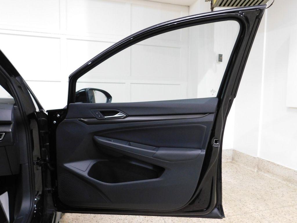 Volkswagen Golf R  2026