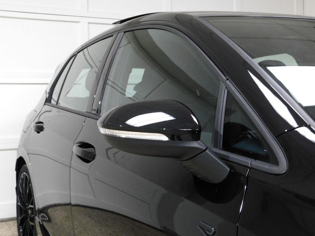 Volkswagen Golf R  2026