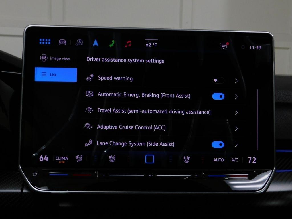 Volkswagen Golf R  2026