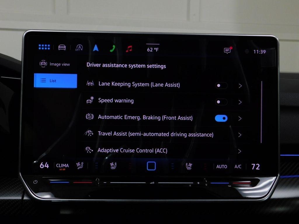 Volkswagen Golf R  2026