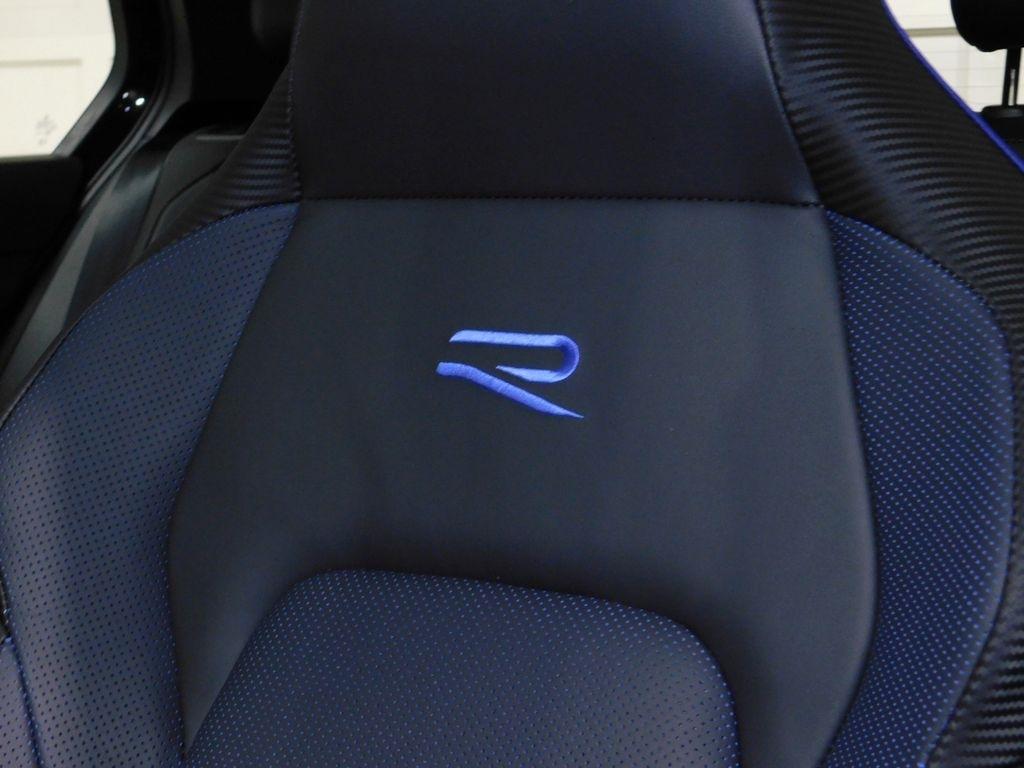 Volkswagen Golf R  2026