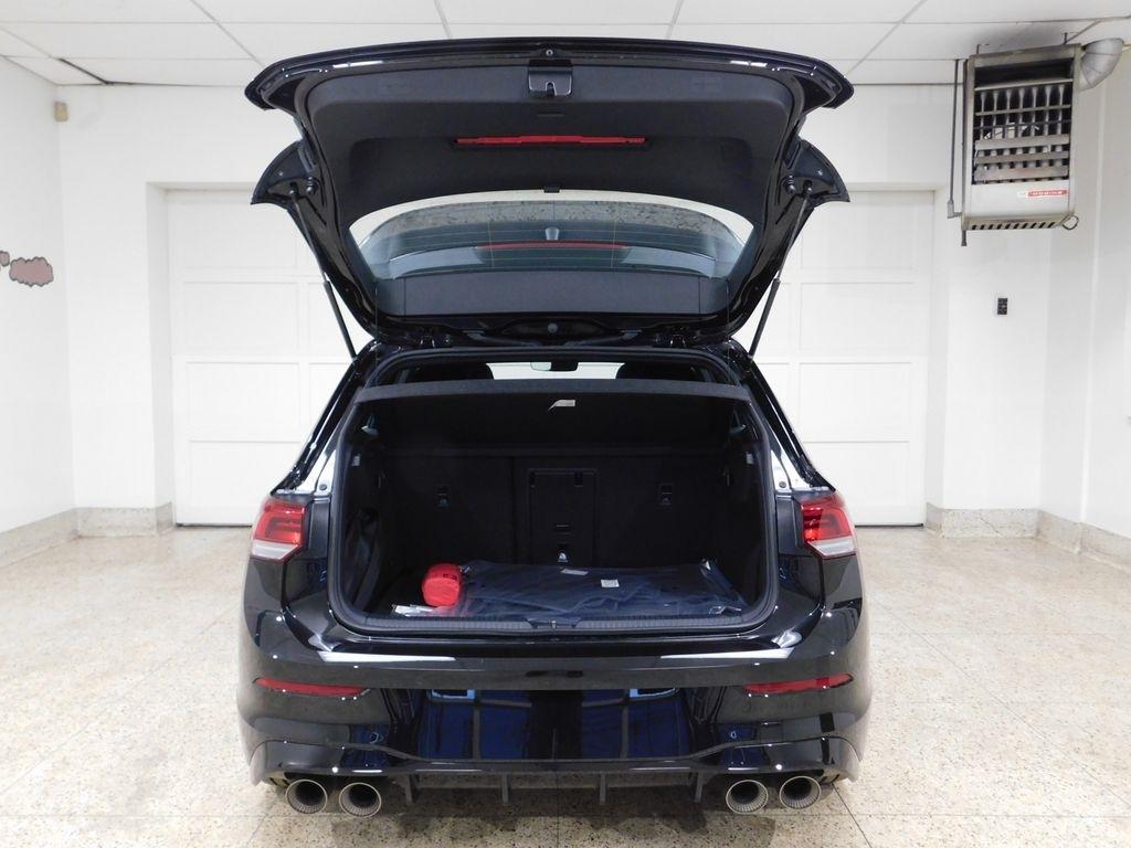 Volkswagen Golf R  2026