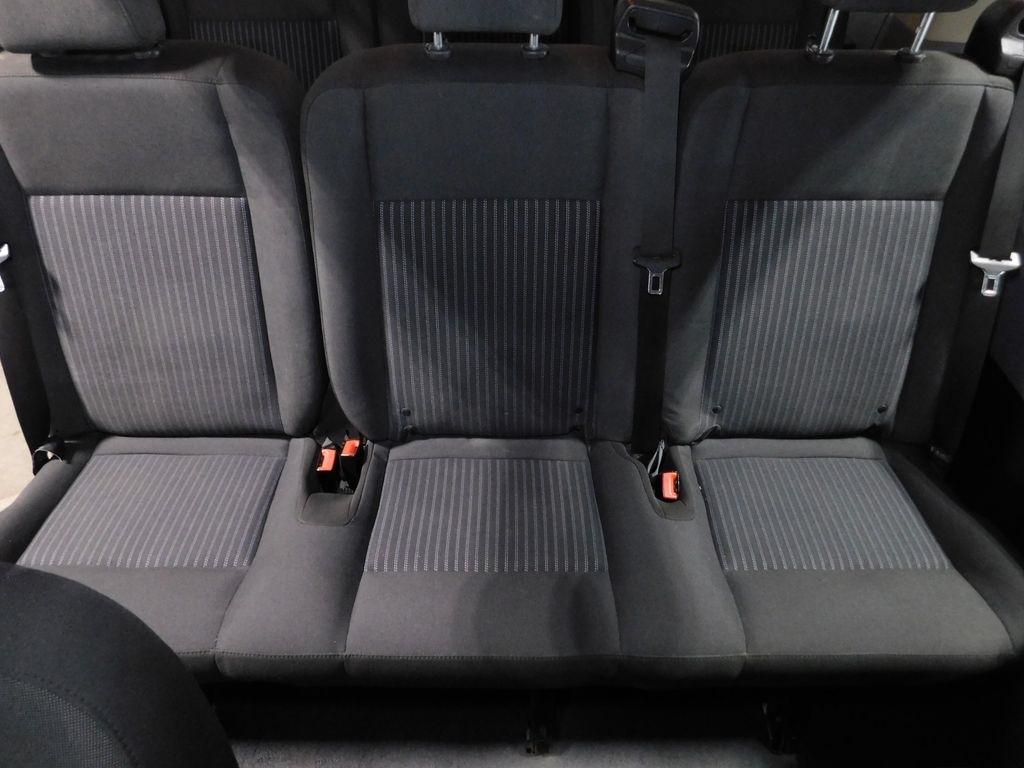 Ford Transit 150 Wagon Med. Roof XLT w/Sliding Pass. 130-in. WB 2018