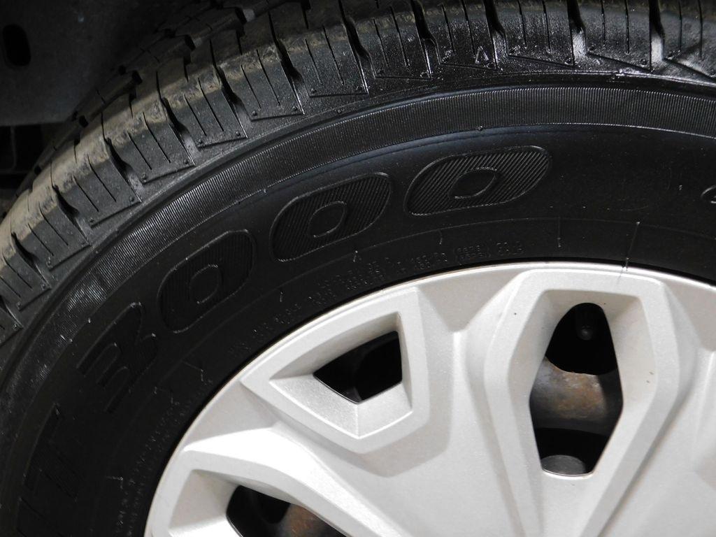 Ford Transit 150 Wagon Med. Roof XLT w/Sliding Pass. 130-in. WB 2018