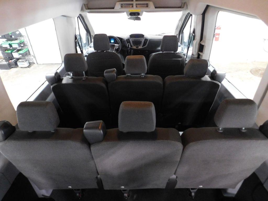 Ford Transit 150 Wagon Med. Roof XLT w/Sliding Pass. 130-in. WB 2018