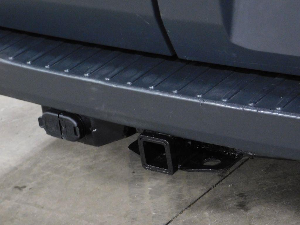 Ford Transit 150 Wagon Med. Roof XLT w/Sliding Pass. 130-in. WB 2018