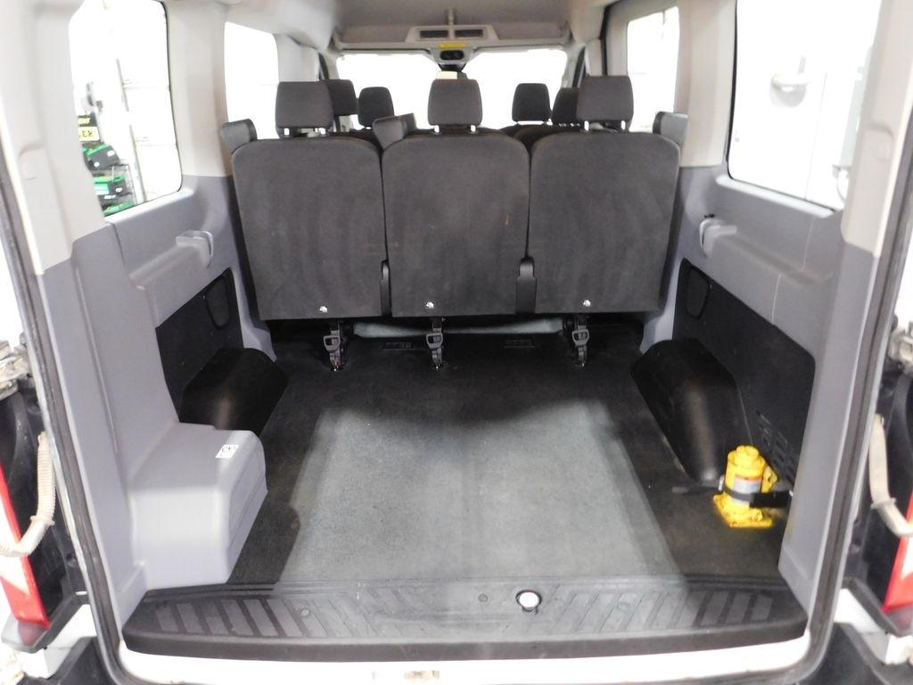 Ford Transit 150 Wagon Med. Roof XLT w/Sliding Pass. 130-in. WB 2018