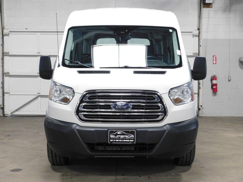 Ford Transit 150 Wagon Med. Roof XLT w/Sliding Pass. 130-in. WB 2018
