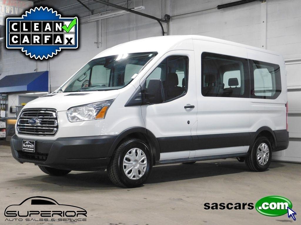 2018 Ford Transit 150 Wagon Med. Roof XLT w/Sliding Pass. 130-in. WB