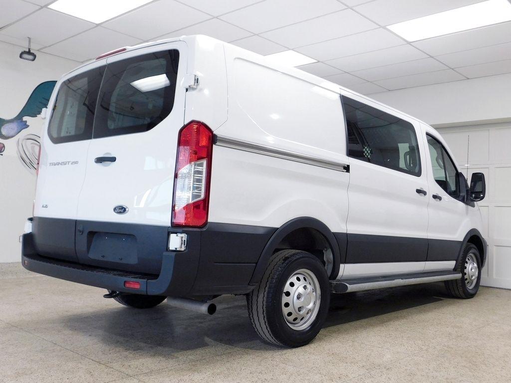 Ford Transit 250 Van High Roof w/Sliding Pass. 148-in. WB 2024