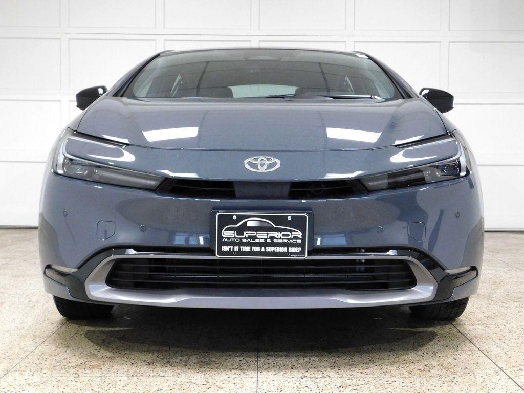 Toyota Prius XLE AWD 2024