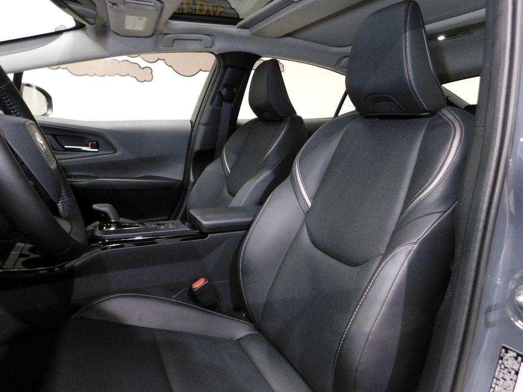 Toyota Prius XLE AWD 2024