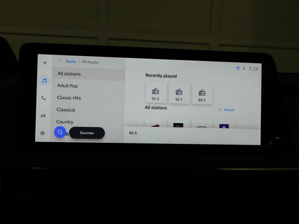 Toyota Prius XLE AWD 2024