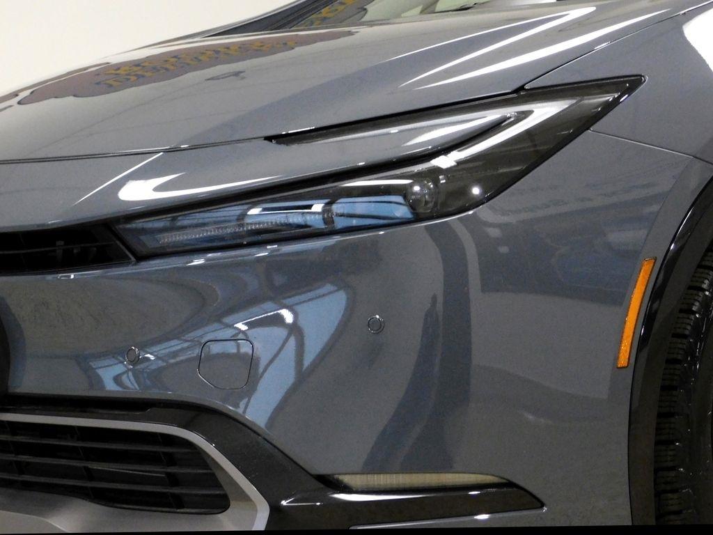 Toyota Prius XLE AWD 2024